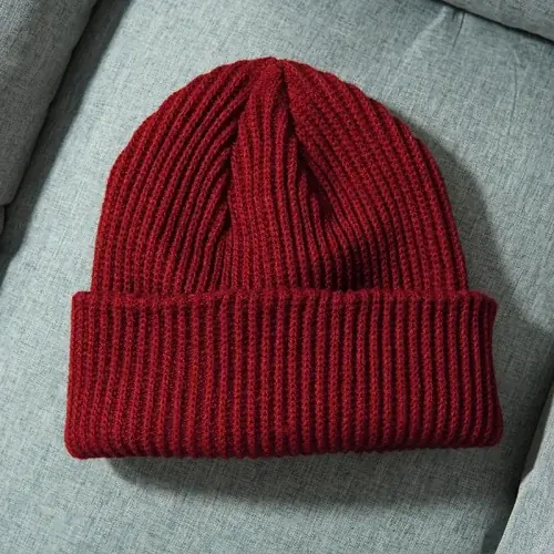 Image de Bonnets Tricotés Unis - Chauds & Stylish pour Hiver