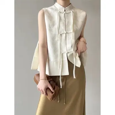 Image de Gilet Chinois Jacquard Col Montant Femme - Style Rétro 2025