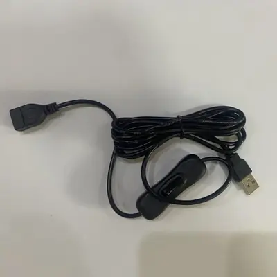 Image de Câble USB 2m avec Interrupteur - Alimentation Pratique pour Lampes & Ventilateurs
