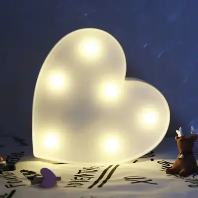 Image de Lampe Coeur LED Romantique - Veilleuse Rouge & Rose