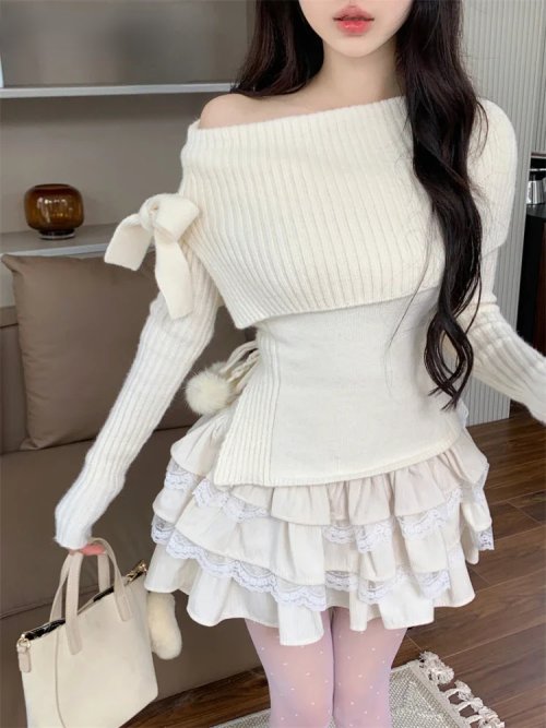 Imagen de Conjunto de 2 piezas Kawaii para mujer, Tops de punto con lazo y hombros descubiertos, minifalda de pastel, traje informal de moda coreana para mujer, invierno, 2024