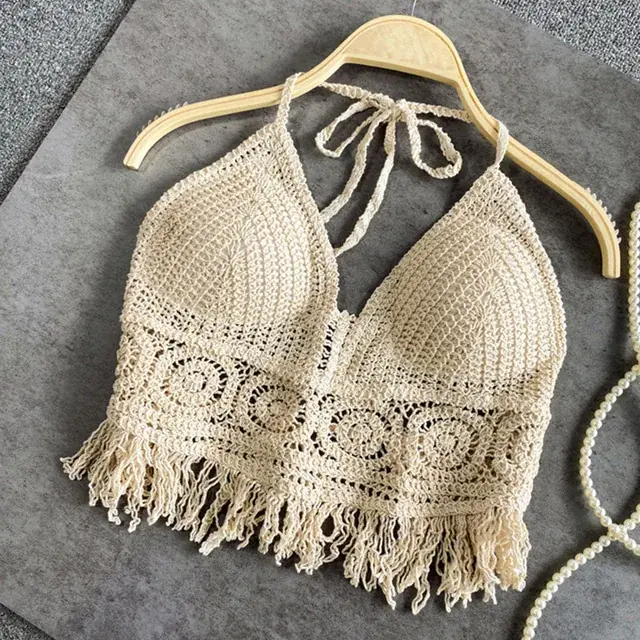 Image de Camisole de Plage Sexy à Dos Nu - Crochet & Pompons