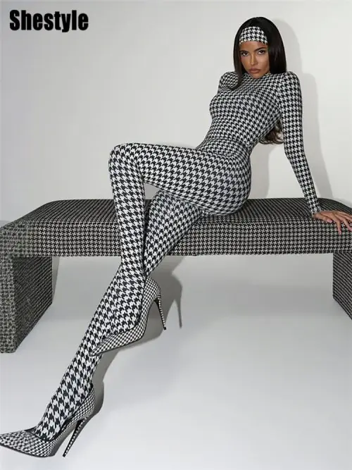 Image de Combinaison Moulante à Carreaux pour Femme - Hiver & Fitness