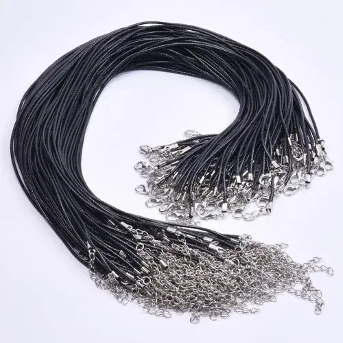 Image de Collier Cordon en Cuir Noir Tressé - 50 cm