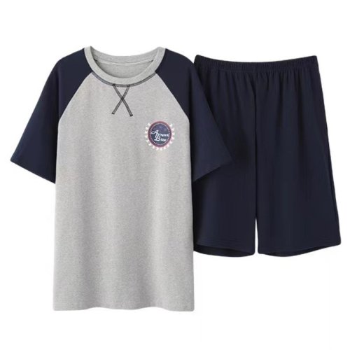Bild von Herren Pyjama Set aus Baumwolle – Sportlich-Lässiges Loungewear Zweiteilig, Gestreift, Lockeres Nachtwäsche Outfit in Großen Größen