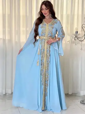 Image de Robe de Soirée Musulmane Élégante - Abaya Brodée
