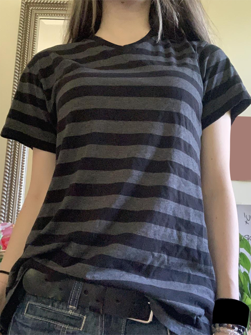 Afbeelding van Y2K Esthetische Fee Grunge T-Shirt met Gestreepte Korte Mouwen - Jaren 90 Inspiratie voor Vrouwen in Streetwear en Gothic Stijl