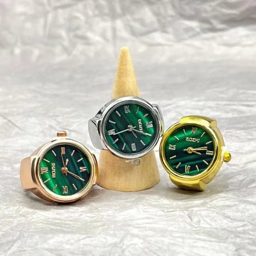 Image de Montre-Bague Créative pour Couple - Design Vert Élégant