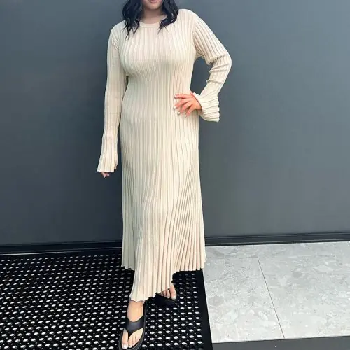 Image de Robe Maxi Vintage Années 90 - Style Élégant & Streetwear