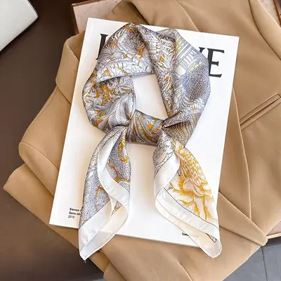 Image de Foulard Cheval Élégant 70x70cm - Satin Doux & Polyvalent