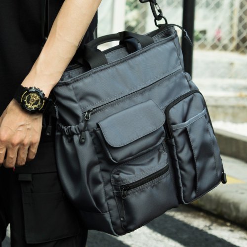 Immagine di Borsa a Tracolla Oxford Elegante e Multifunzionale per Uomo – Valigetta da Viaggio e Uso Casual con Compartimento per Laptop e Tracolla Regolabile