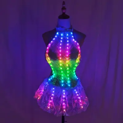 Image de Jupe LED Scintillante - Tenue Éblouissante pour Fêtes & Spectacles