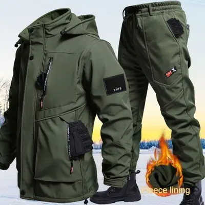 Image de Combinaison Homme à Capuche - Style Outdoor & Hiver