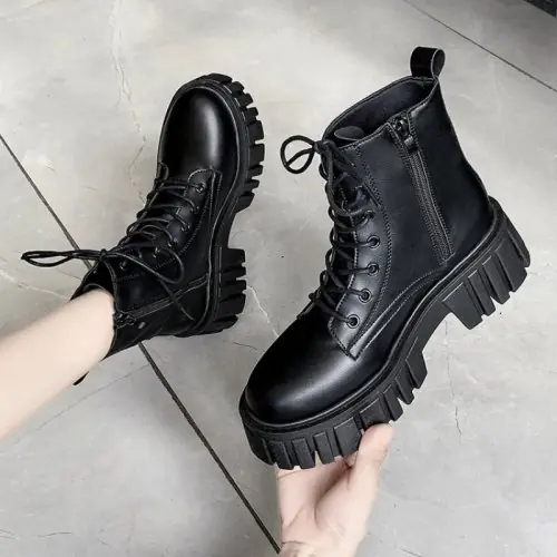 Image de Bottes en Cuir Femme - Confort & Style 2024