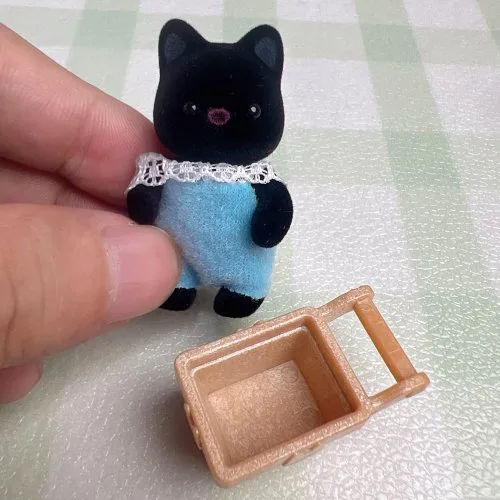 Zwart kat klein 4cm