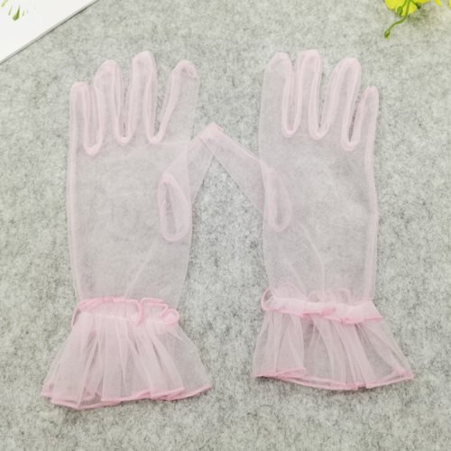 Image de Gants Dentelle Ultra Fins - Élégance Vintage pour Mariage & Conduite