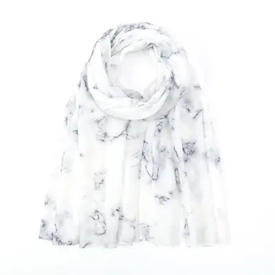 Image de Hijab Aquarelle Bohème 180cm - Élégance Vintage 2024