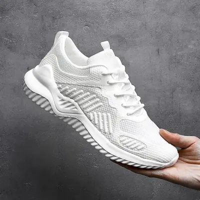 Image de Baskets Tendance 2025 - Confort & Style pour Hommes et Femmes