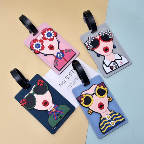 Image de Étiquettes de Bagage Cartoon – Identifiez Vos Valises en Style Fun