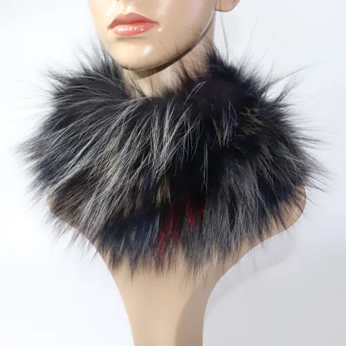 Image de Foulard en Fourrure de Renard Véritable - Élégant & Chaud