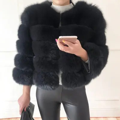 Image de Manteau en Fourrure Véritable Hiver 2024 - Style Élégant & Chaud