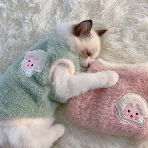 Image of Cozy Winter Cat Sweaters & Pet Clothing – Soft, Warm, Breathable Apparel for Kittens & Small Pets