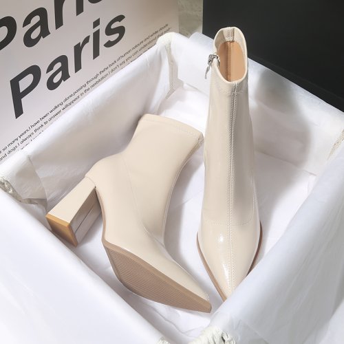 Bild von Winter Patent Leder Frauen Stiefeletten Mode Spitz Kurze Booties Platz High Heels Party Pumpt Schuhe