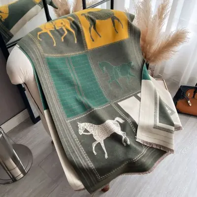 Image de Écharpe Pashmina Imprimé Cheval Hiver Femme