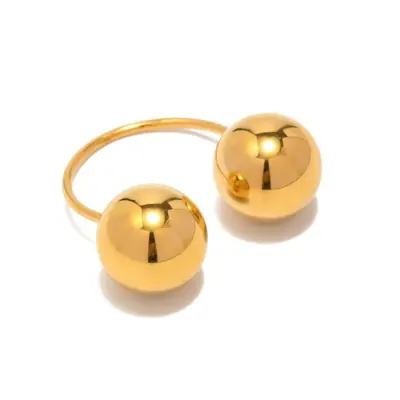 Image de Bague Minimaliste avec Breloque Cœur en Acier Inoxydable