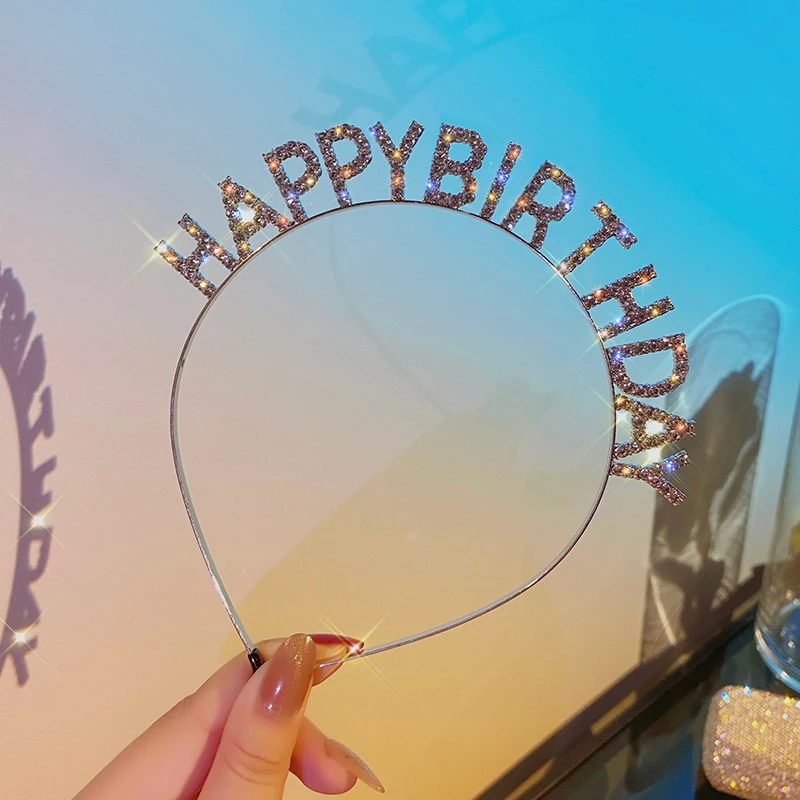 Bild von Glänzendes Strass-Stirnband mit englischen Buchstaben 'Alles Gute zum Geburtstag' – Elegantes Haaraccessoire aus Zinklegierung für Frauen, perfekt für Partys und besondere Anlässe