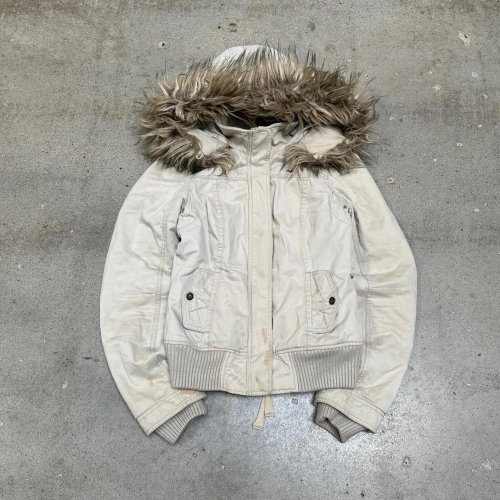 Immagine di Giacca con Cappuccio Foderata in Pelliccia Retrò Stile Street Americano, Cappotto da Donna con Cerniera Bianca Caldo e Morbido in Peluche, Moda Gotica Casual Y2K