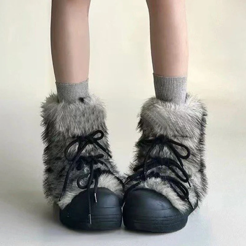 Bild von Warme Winter-Stiefeletten für Damen – Trend 2025