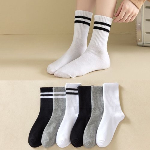 Bild von Streifen feste Baumwoll socken Frau Männer Unisex Herbst Winter einfach weich atmungsaktiv schwarz weiß Sport Mittel rohr Socke Calcetines