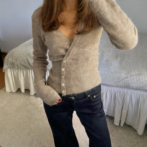 Bild von Stylische Strickjacke für Damen – Modisch & Bequem