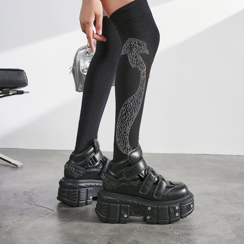 Imagen de 2025 nuevo estilo Punk zapatos de mujer con cordones altura del tacón 6CM zapatos de plataforma mujer decoración de Metal zapatillas de deporte para mujer botas góticas de tobillo Rock