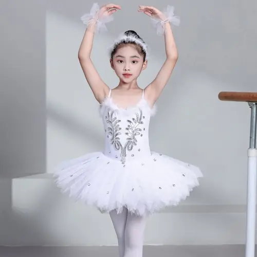 Image de Tutu de Ballet Blanc Professionnel pour Filles et Adultes