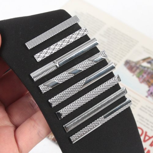 Immagine di Spilla per Cravatta Argento - Eleganza Maschile in Metallo