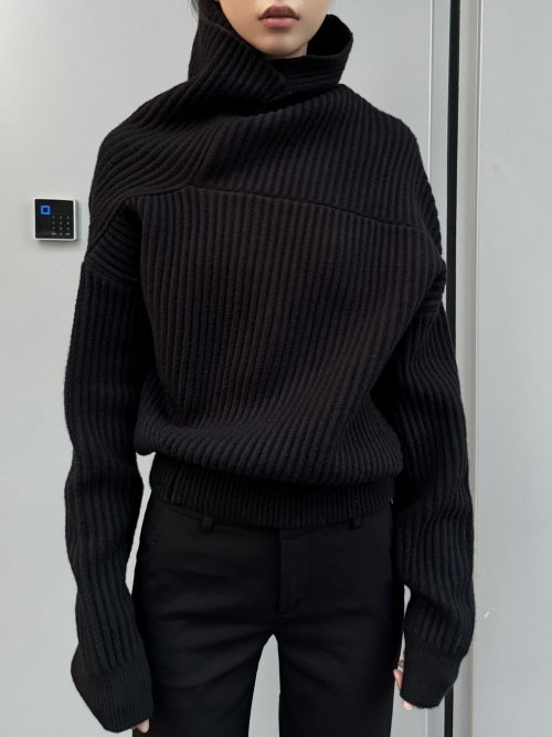 Image of Women's Black Gothic Turtleneck Pullover Sweater - Harajuku Y2K Aesthetic Knitted Long Sleeve Vintage 2000s Autumn Wear