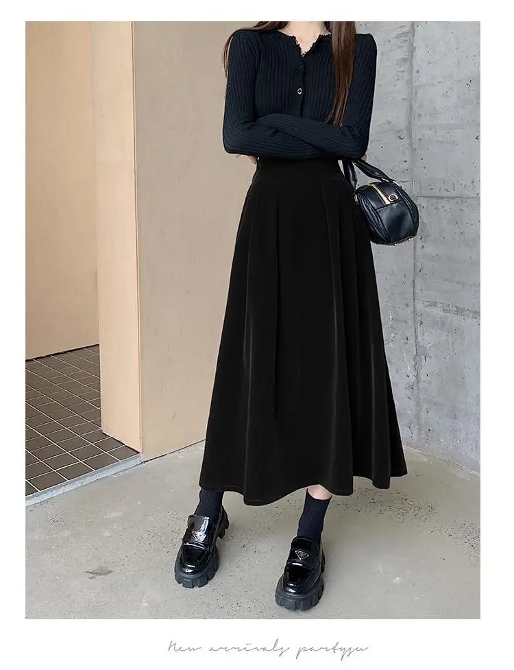 Imagen de Falda acampanada de terciopelo para mujer, faldas plisadas informales de cintura alta, color rojo, elegante, Vintage, otoño e invierno, 2024