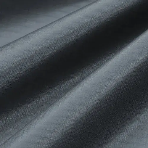 Gris oscuro