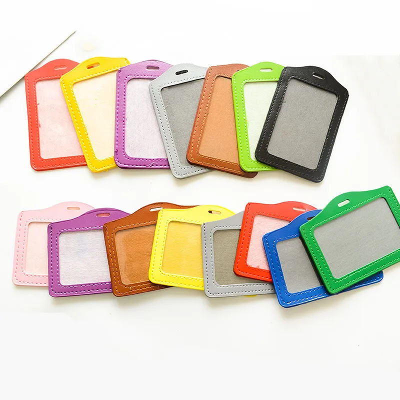 Zdjęcie Eleganckie Etui na Karty i Identyfikatory – Idealne dla Pielęgniarek i Pracowników Biurowych