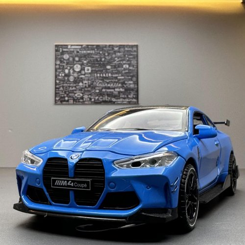 Bild von BMW M4 Coupé 1:32 – Metallmodell mit Licht & Sound