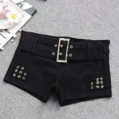 1490 black