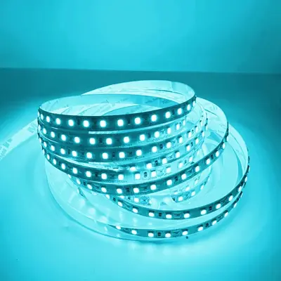 Image de Bande LED 220V Blanc Chaud - Flexible & Économique