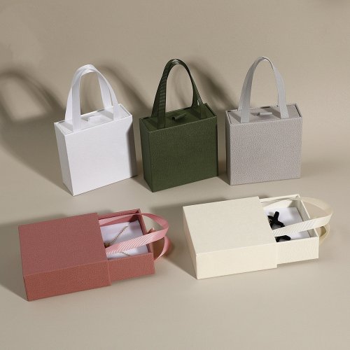 Bild von Elegante Schmuckbox mit Griff – Perfekt für Hochzeit & Reisen