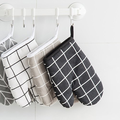 Immagine di Guanti da Forno in Silicone Resistenti al Calore con Rivestimento in Cotone - Protezione Termica per Cucina, Forno e Microonde