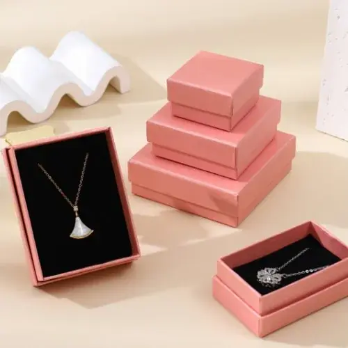 Image de Boîte Cadeau Bijoux 5x5x3cm - Organiseur Élégant