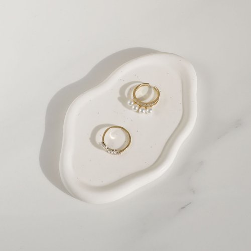 Afbeelding van Elegante Keramische Sieradenschotel met Wolkenontwerp – Praktische Sieradenbakje voor Ringen, Oorbellen, Horloges en Sleutels – Ideaal als Kerstcadeau voor Vrouwen