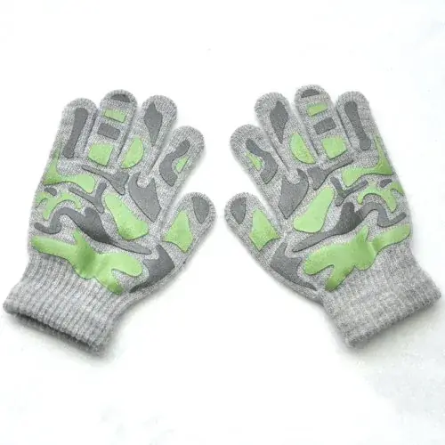 Image de Gants Tricotés Antidérapants pour Enfants - Camouflage Hiver