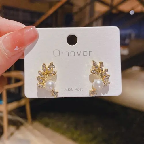 Image de Boucles d'oreilles Croix Cristal Style Coréen